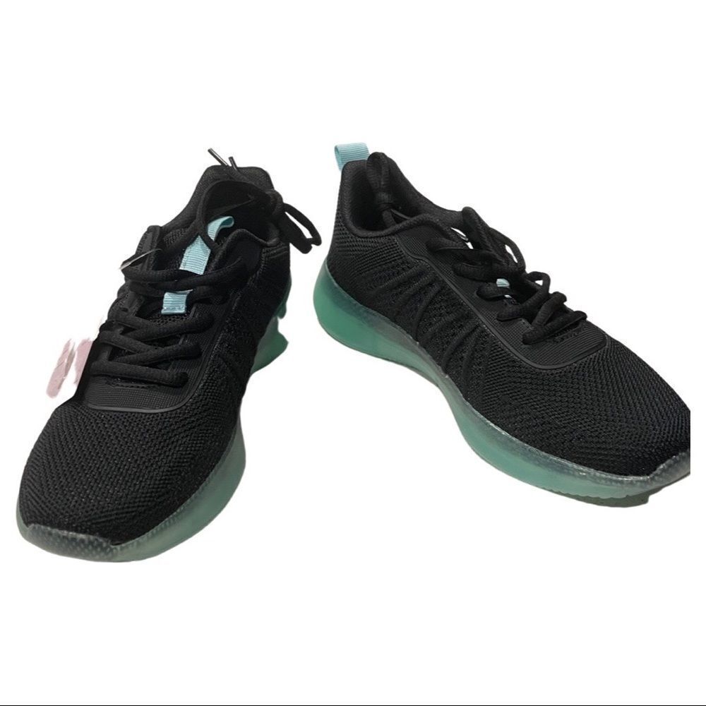 GEERS BY DREAM SEEK black lace up sneakers w/ baby blue bottom soles & accents